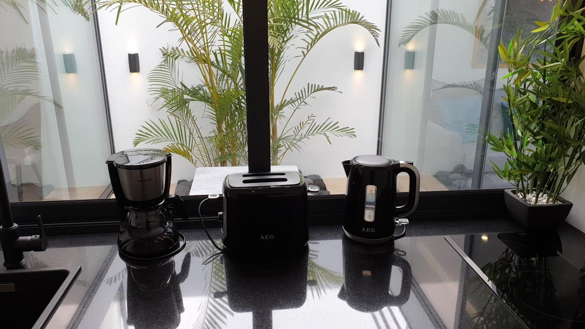 Home At Azores - Oasis House São Roque Oda fotoğraf
